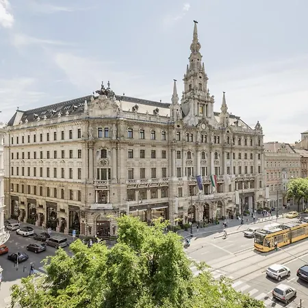 Apartment Casadeco Inspired Minimalist W/ New York Cafe Views Budapest